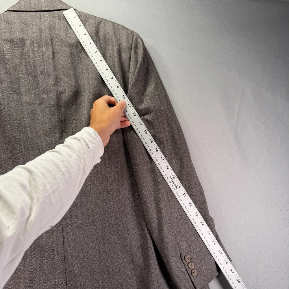 Vintage Brooks Brothers Blazer Mens 42R Gray Herringbone 3 Button Made in USA